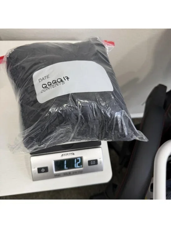 The North Face Vest Womens Medium Black 550 Fill Down Puffer Quilted Zip Pockets - Picture 13 of 13